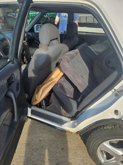 MAZDA 323F 1.8 r.k 1991 s TP - 17