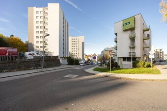 Priestranný 3-izbový byt s výhľadom do lesa - 17