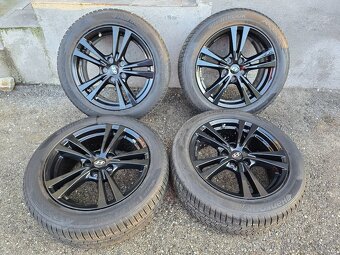 Zimne kolesa Hyundai Kona 5x114,3 r17 top stav - 17