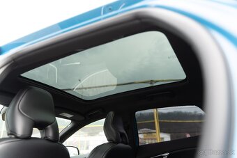 Volvo V40 D4 2.0L R- Desing - 17