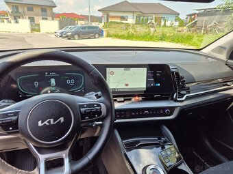 Kia Sportage 1.6 Benzín+HEV Gold (2022)–hybrid,automat - 17