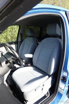 Predám FORD C-MAX TREND-X 2010 - 17