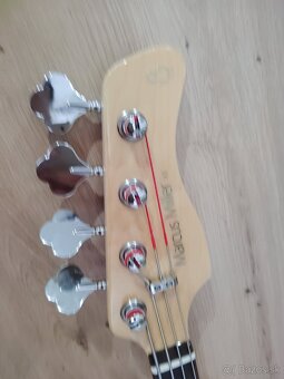 Marcus Miller elektronická bassgitara - 17