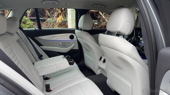 Mercedes-Benz E trieda Kombi 220d Avantgarde, plná výbava - 17