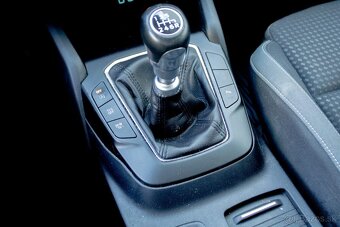 Ford Focus Combi - nebourané, první majitel - 17