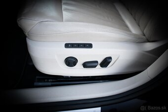 Škoda superb L&K 2.0TDi DSG 140kw Webasto Keyless go DCC - 17