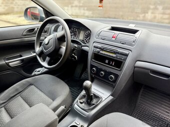 Škodu Octavia II sedan 1.6 MPI LPG, 2012r.v - 17