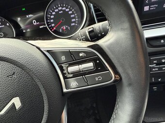 Kia Ceed SW 1.6 CRDi MHEV Gold A/T - 17