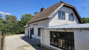 Na predaj 6-izbový dom 170 m2 s dvojgarážou 72 m2 v obci Top - 17