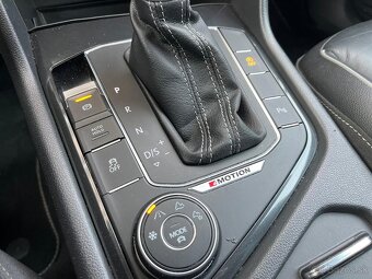 Volkswagen Tiguan 2.0 TDI R-Line 4Motion - 17