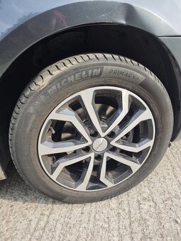 Škoda Octavia 1.6 TDI DSG - 17