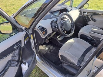 Citroen C4 Grand Picasso 2.0 hdi - 17