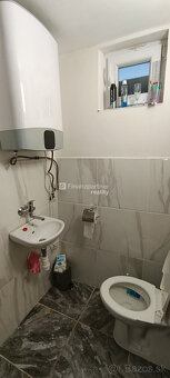 Exkluzívne dom Šoporňa na pozemku 5 árov okres Galanta - 17