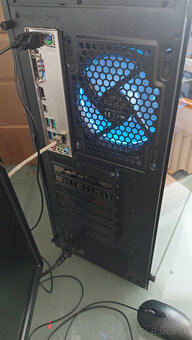 💻Predám Herný PC Ryzen 5 3600, RTX 4060 8GB OC, RAM 16GB - 17