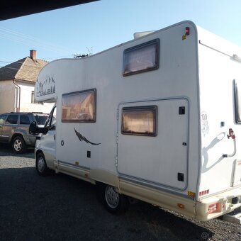 Predám auto karavan Citroen Jumper 2l - 17