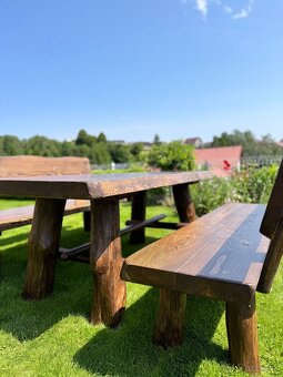 Záhradné sedenie z masívu - 17