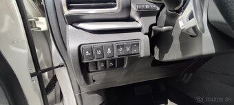 Predám Mitsubishi eclipse cross 1,5T 120kw 4x4 - 17