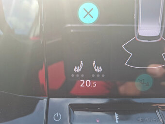 Volkswagen Golf Variant 2.0 TDi - 17