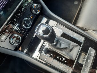 Škoda Superb L&K 1,5 TSI 110 kW 7°AP DSG - 17