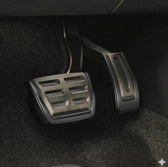 ŠKODA SUPERB COMBI 2.0 TDI 125 KW DSG+WEBASTO TOP STAV - 17