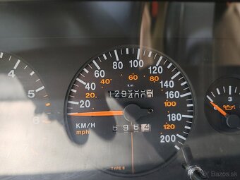 Jeep Grand Cherokee Limited V8 ZJ 5,2 l - 17