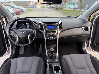 Hyundai i30 1.4i Benzin MPI DOHC CVVT Comfort//SK VOZIDLO// - 17