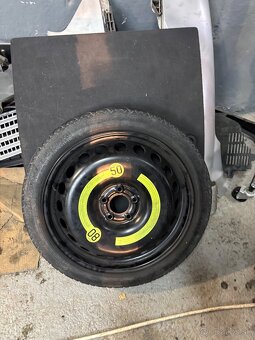 Rozpredam Audi A4 B8 3.0tdi 176kw bixenon koza automat - 17