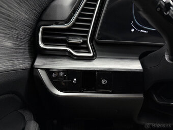 Kia Sportage 1.6 H48V Gold - 17