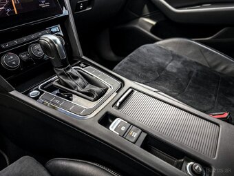 Volkswagen Arteon 2.0 TSI BMT R-Line DSG - 17