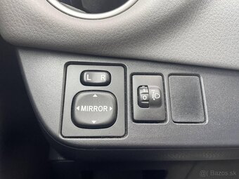 Toyota Yaris 1.33 Dual VVT-i Style Multidrive S - 17