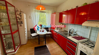 PREDAJ 6 izb. RD + DVOJGARÁŽ + OVOCNÁ ZÁHRADA + ALTÁNOK - 17