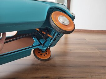 Šlapacie autíčko moskvič - 17