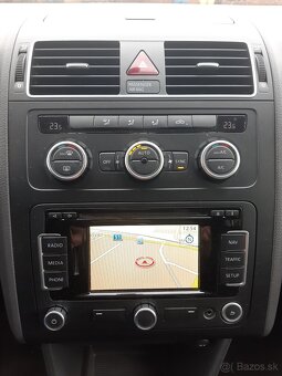 Touran 2.0 TDI 103 KW, Comfortline 6M - 17