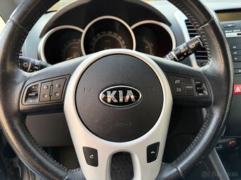 KIA Venga 1.4 CRDi - 17