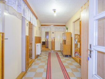 NA PREDAJ RODINNÝ DOM, POZEMOK 1869 m2, FRIČOVCE - 17