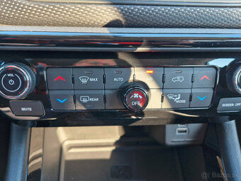 Jeep Compass 1.3 GSE Night Eagle - 17