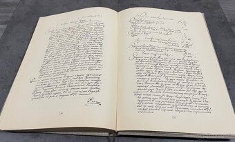 Atlasy, knihy - socializmus - 17