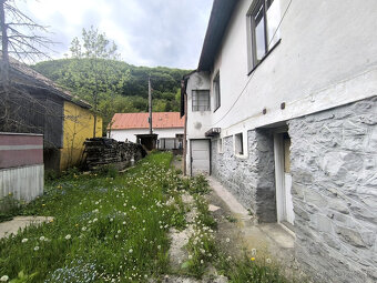 RD VYUŽITEĽNÝ AJ AKO CHALUPA, VHODNÝ NA BÝVANIE PODNIKANIE / - 17