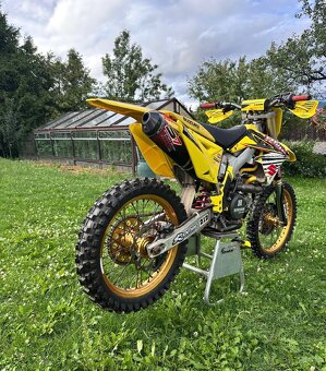 Suzuki RMZ 450 - 17