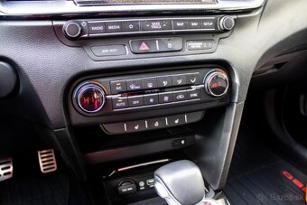 Kia Ceed SW 1,4 T-GDi A7 GT-LINE 103kW 140k - 17