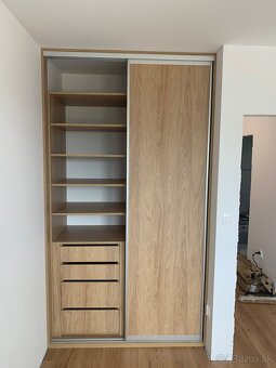 Šatníkové skrine - 17
