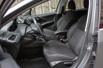 Peugeot 208 1.2 PureTech Allure A/T aj na splátky - 17