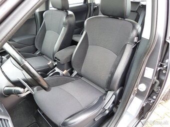 Citroën C-Crosser 2.2 HDi Pack DSC  malé KM  - 17
