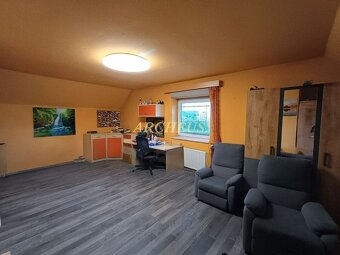 NA PREDAJ VIACGENERAČNÝ RODINNÝ DOM, POZEMOK 584M2, MYJAVA - 17