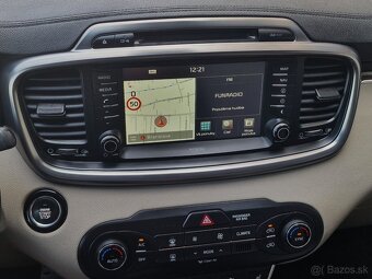 Kia Sorento 2.2 CRDi VGT 4WD PLATINUM AT6 SR 1majiteľ - 17