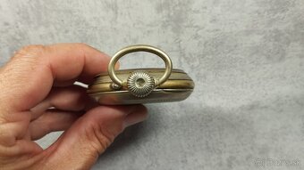 Železniční hodinky REGULATEUR s lokomotivou, 66mm, 202g - 17