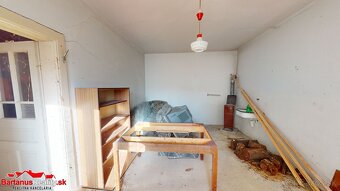 BartanusReality - Na predaj starší rodinný dom s veľkým poze - 17