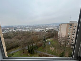 Štýlový, zrekonštruovaný 1,5-izbový byt. - 17