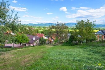 RODINNÝ DOM S ROZĽAHLÝM POZEMKOM OPATOVCE NAD NITROU - 17
