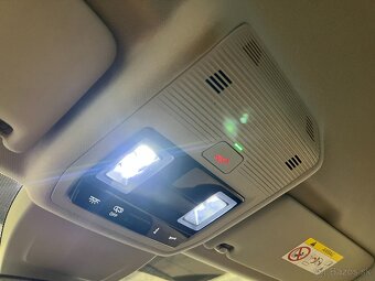 Volkswagen Golf Variant 1.5 ETSI EVO ACT 96KW LIFE DSG - 17